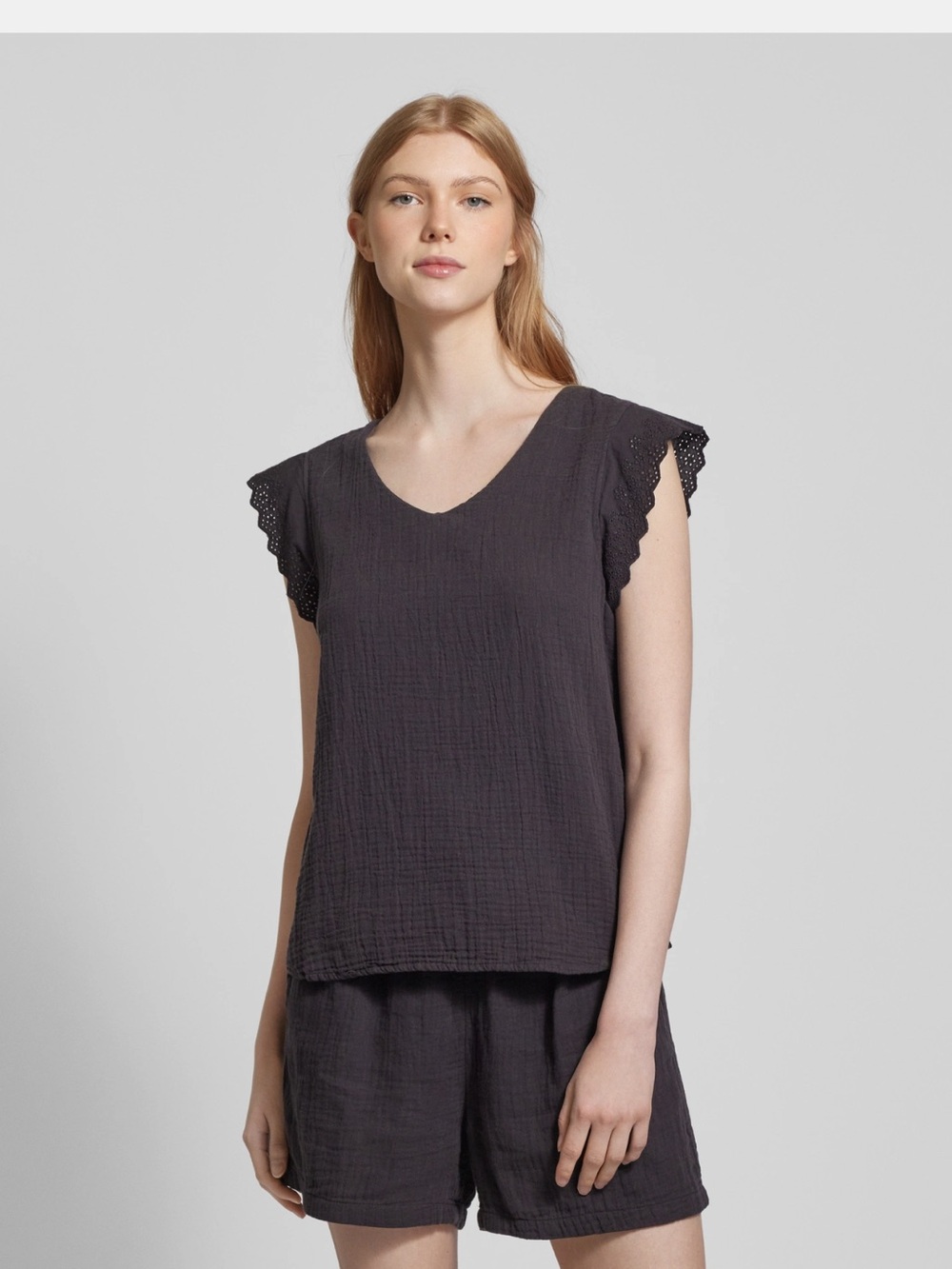 Only black lace sleeve top